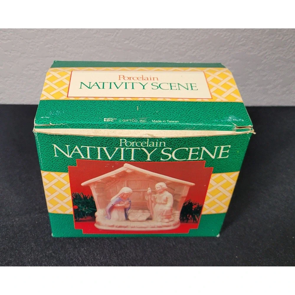 Vintage 1980s/90s Giftco Inc. Single-piece Porcelain Nativity Scene Figurine
